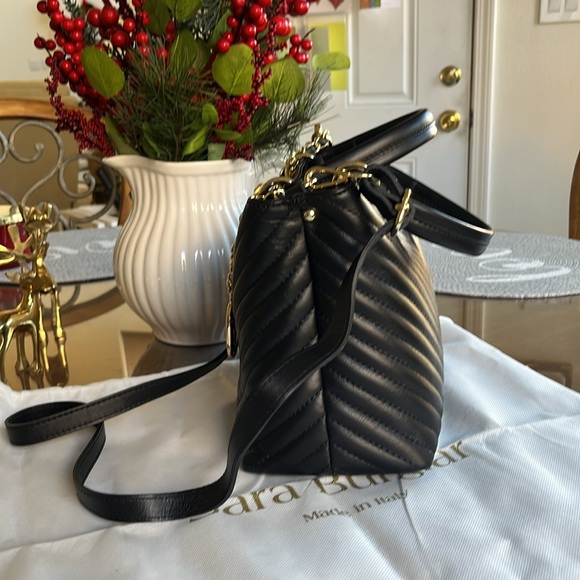 Italian Black Quilted Leather Handbag - Picture 3 of 5